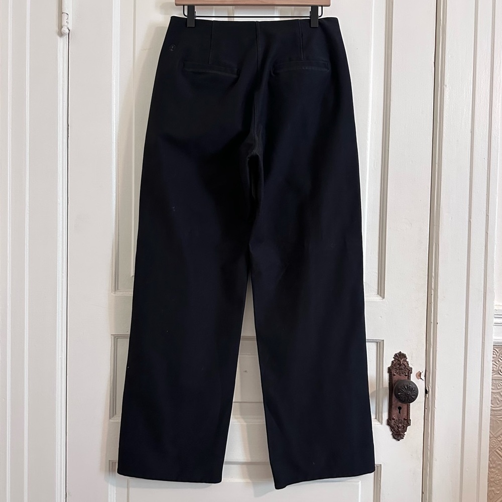 Lululemon Utilitech Relaxed-Fit Mid-Rise Trouser Black Size 8